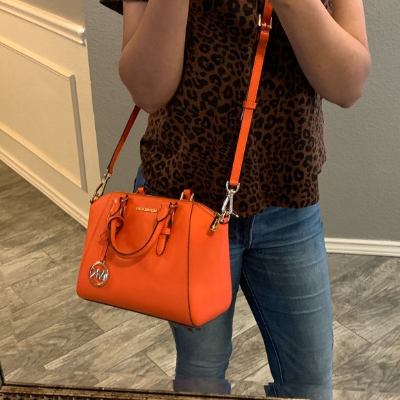 New MK ciara medium 🍭 - Picture 5 of 9